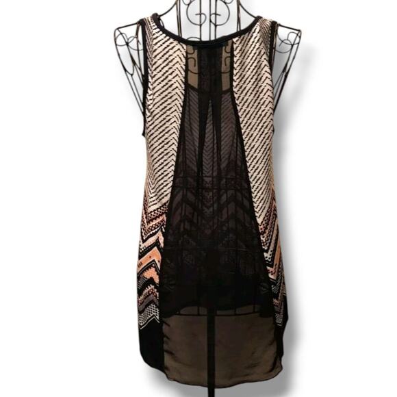 Julie’s Closet Women’s Multicolor Tribal Chevron Print Sleeveless Blouse Small - Picture 2 of 9